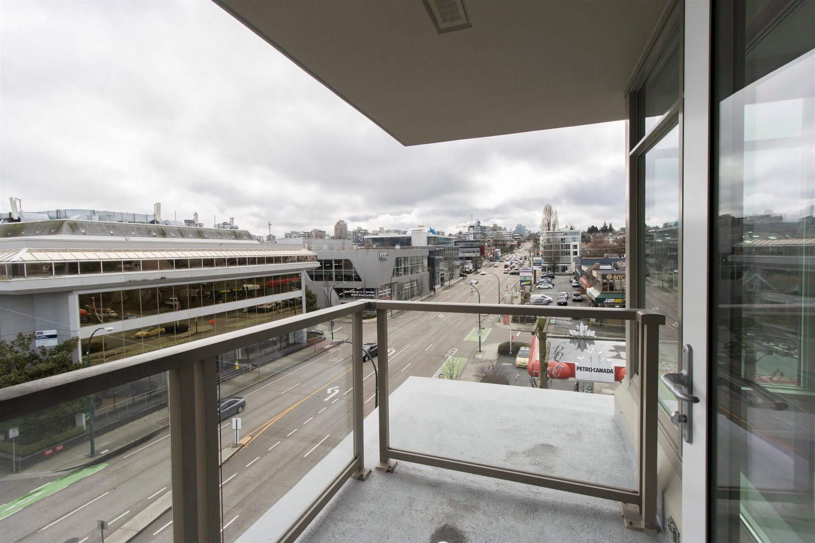 Listing Image 20