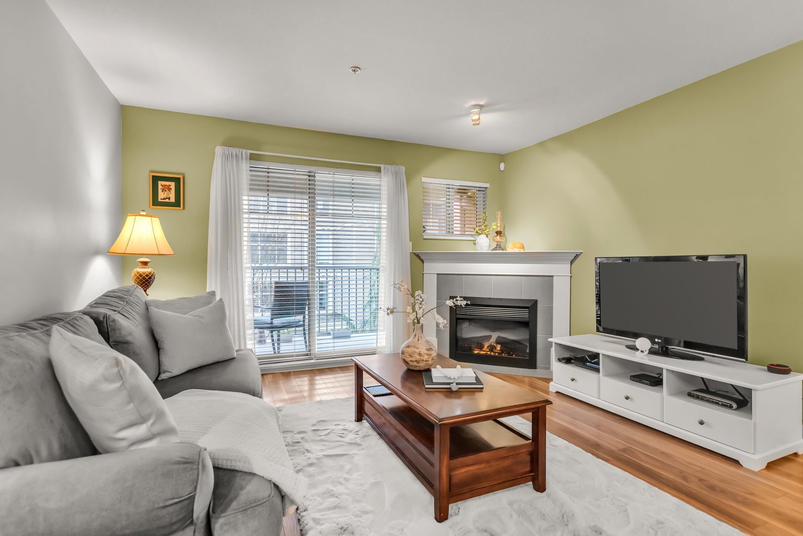 Listing Image 16