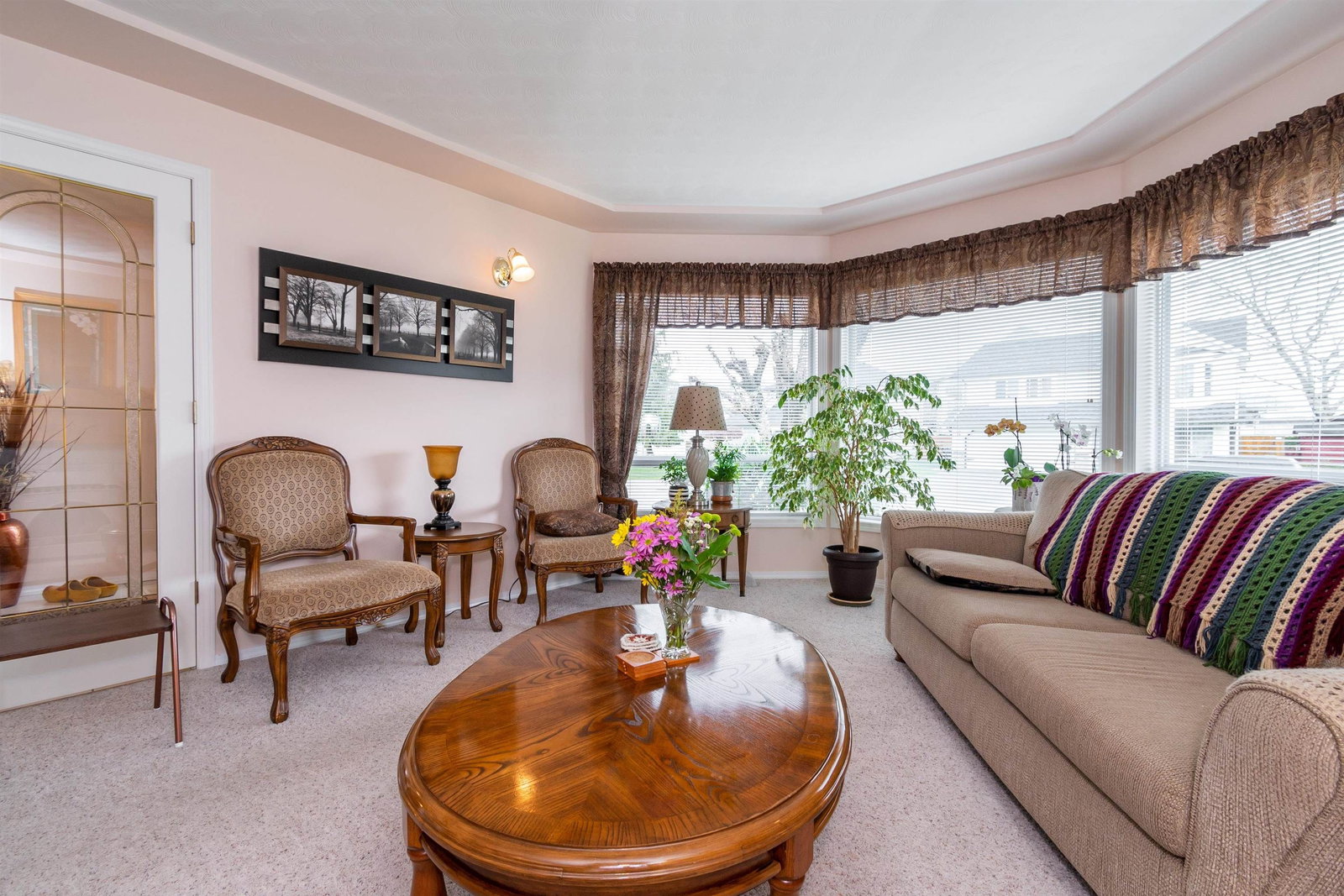 Listing Image 17