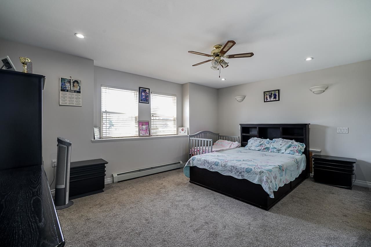 Listing Image 14