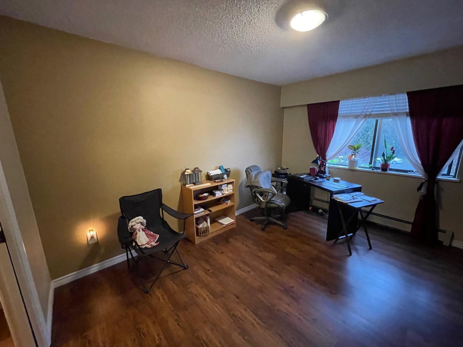 Listing Image 17