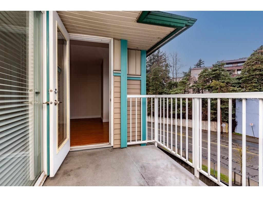 Listing Image 17