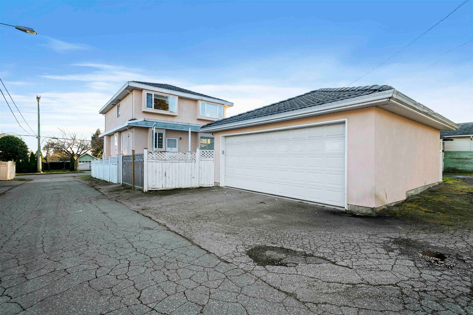 Listing Image 19