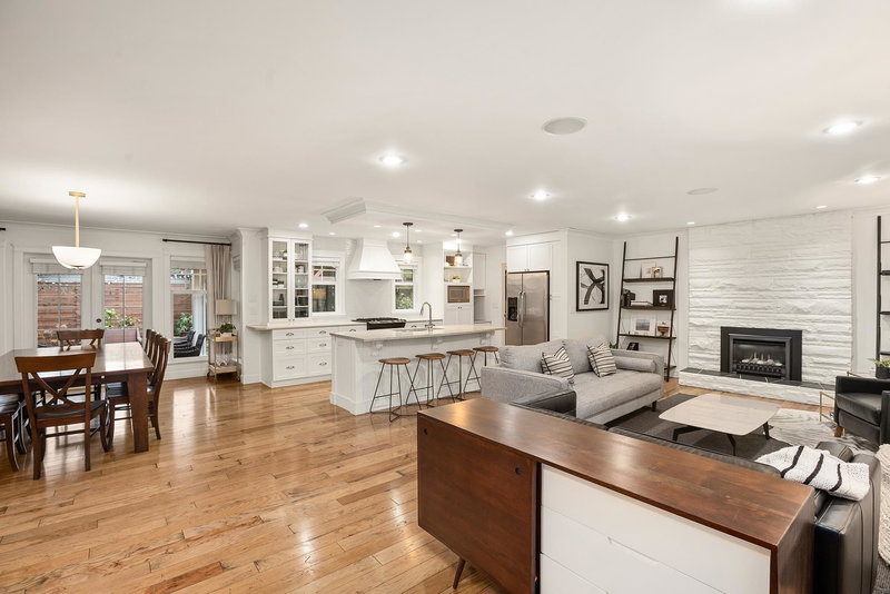 2942 Palm Crescent, Abbotsford, V2T 2G4 | Image 3