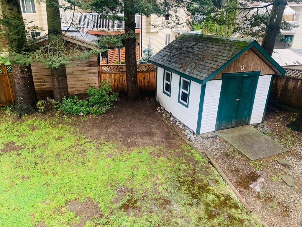 Listing Image 12