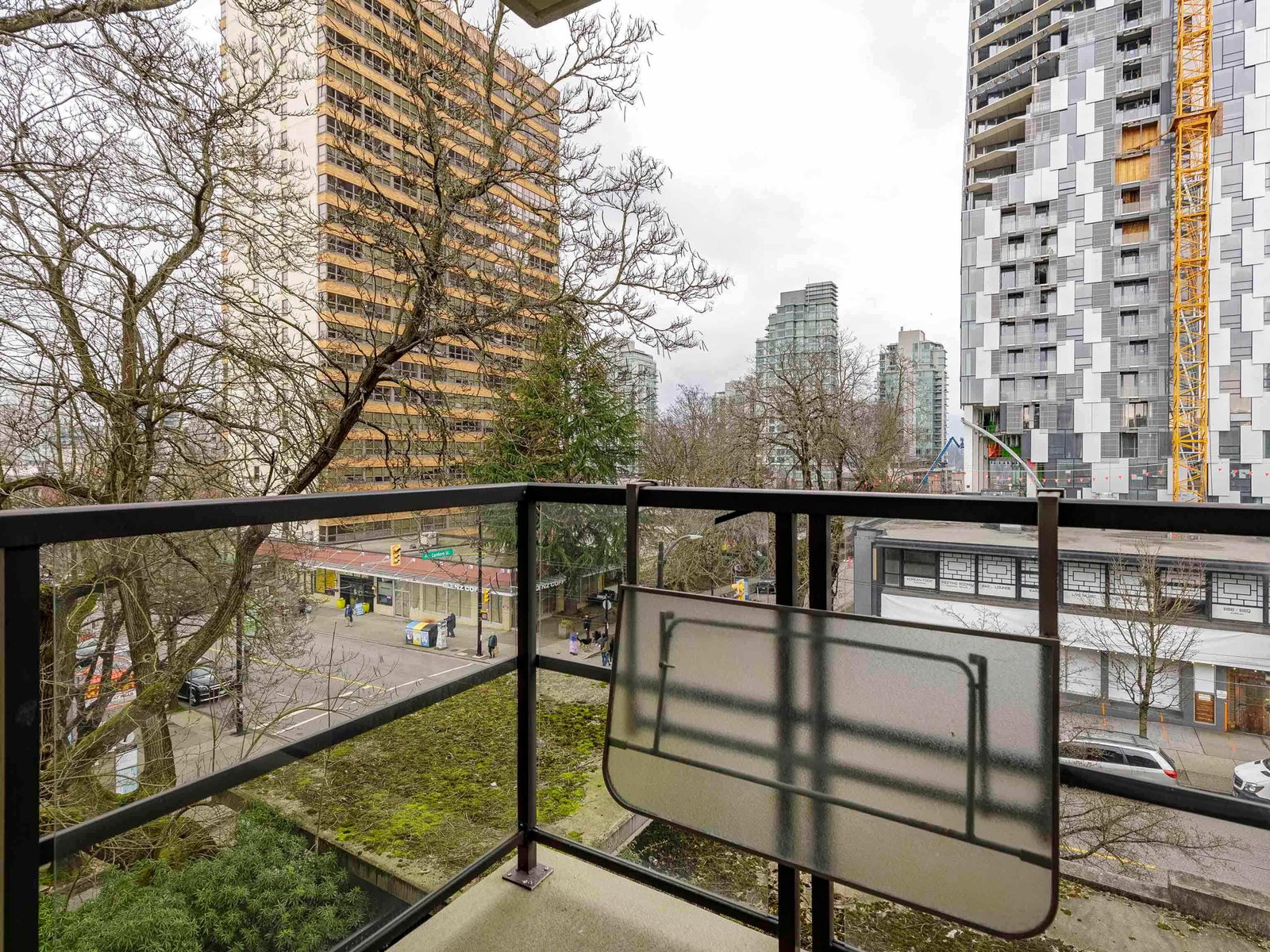 Listing Image 12
