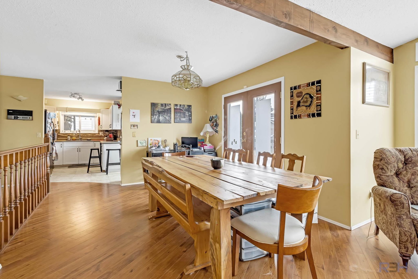 Listing Image 10