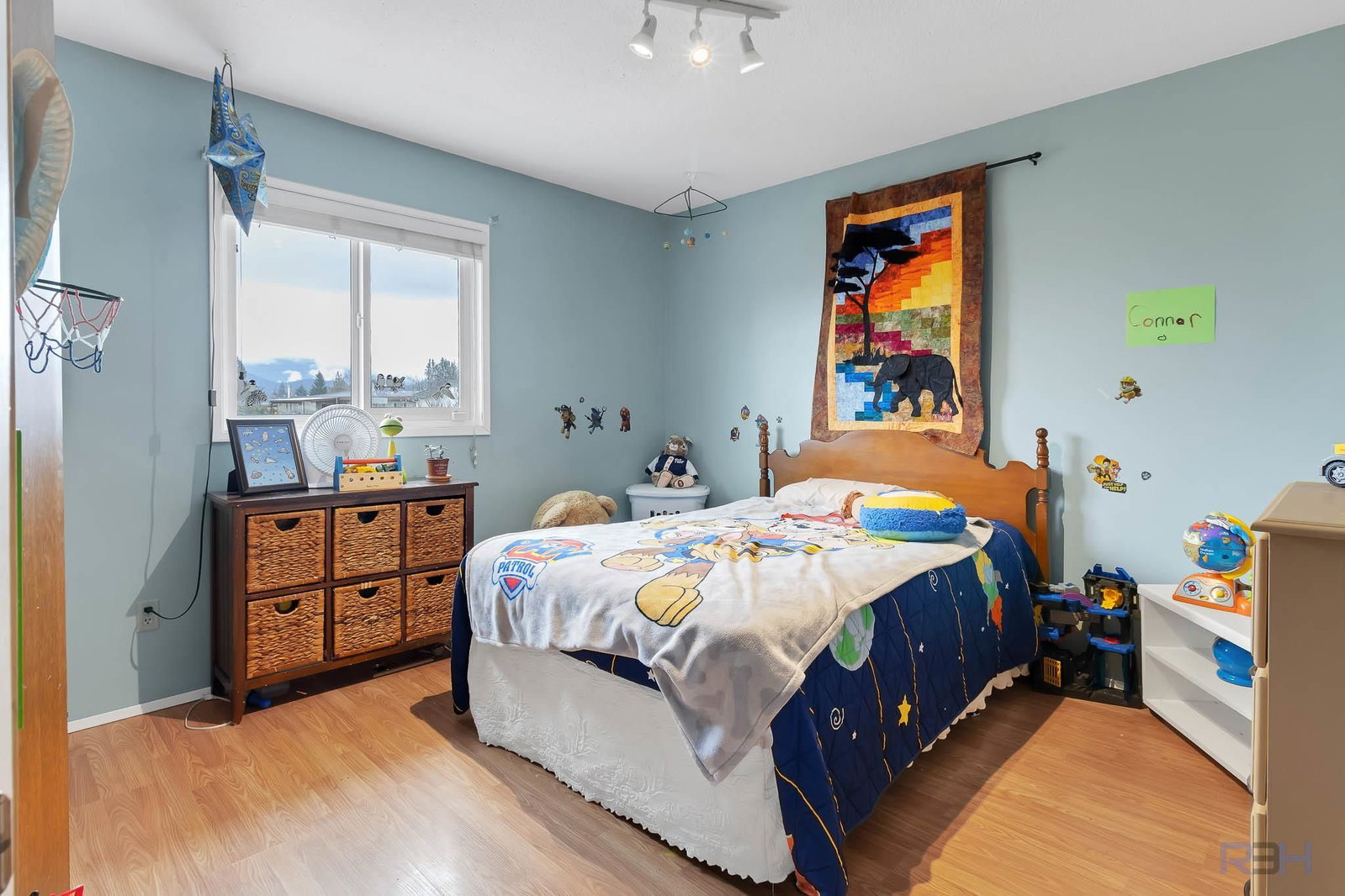 Listing Image 14