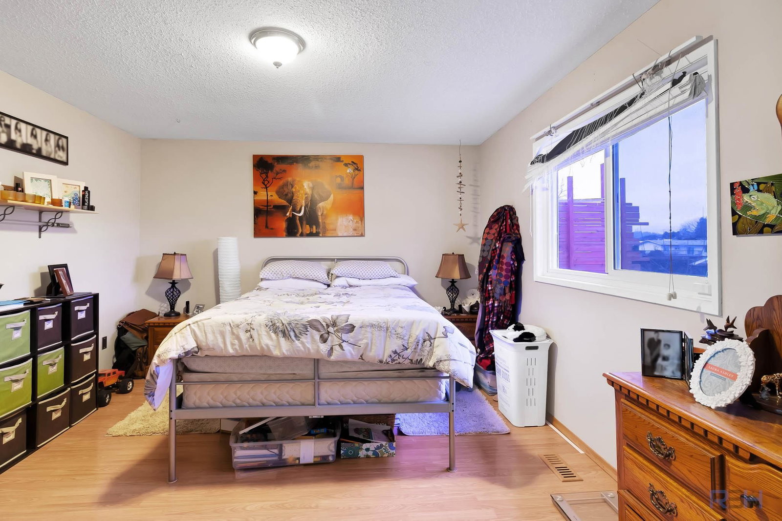 Listing Image 19
