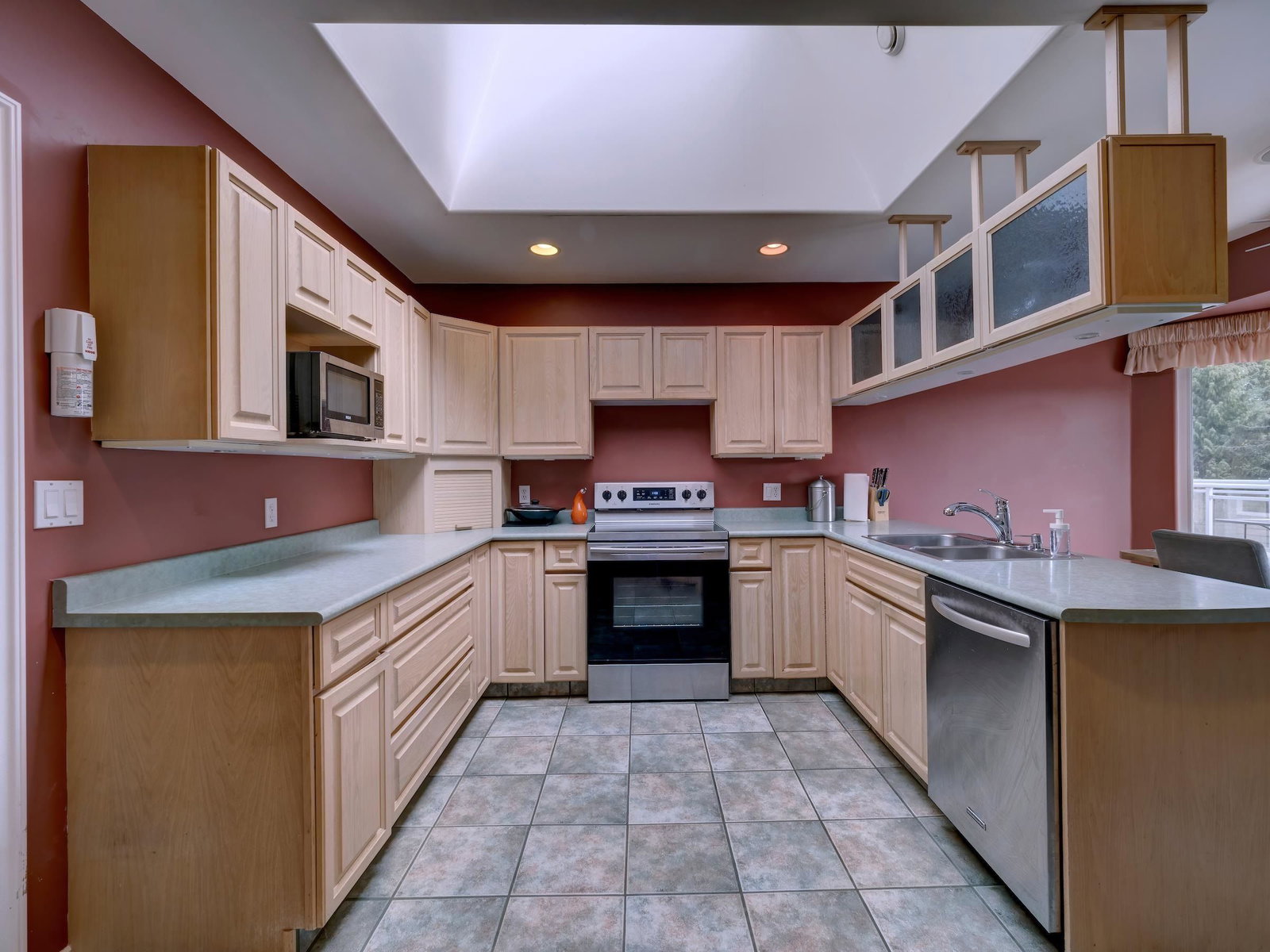 Listing Image 22