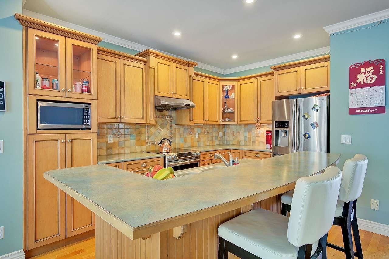 Listing Image 10