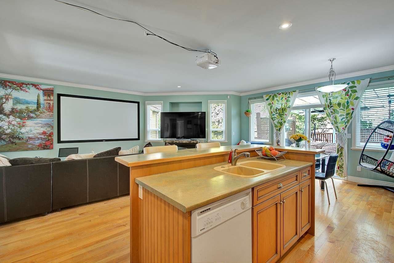 Listing Image 14