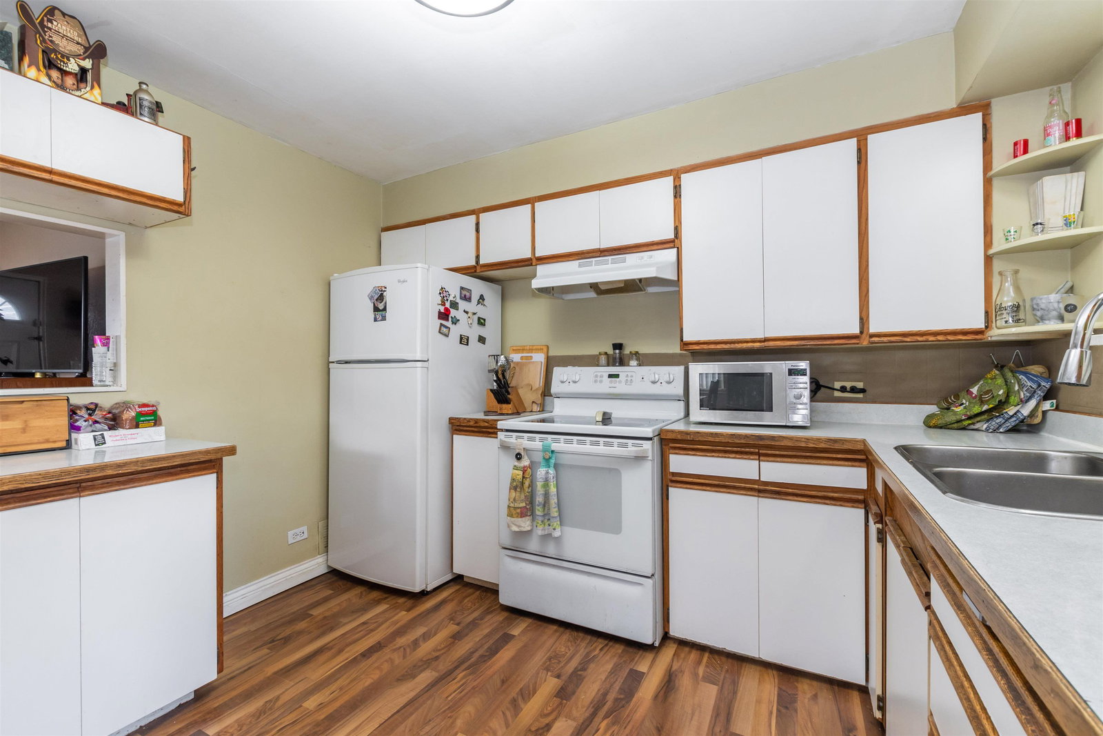 Listing Image 13