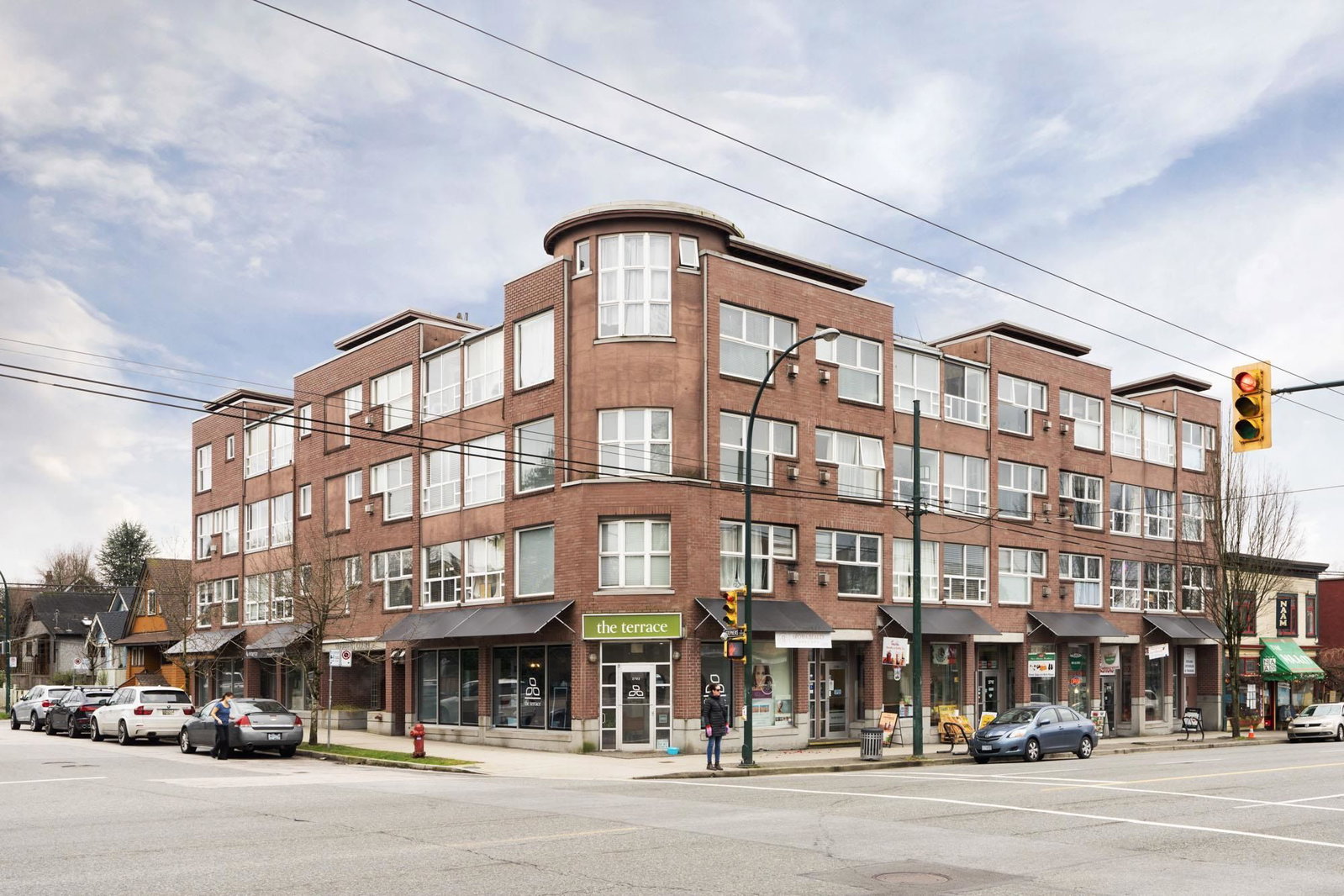 Listing Image 19