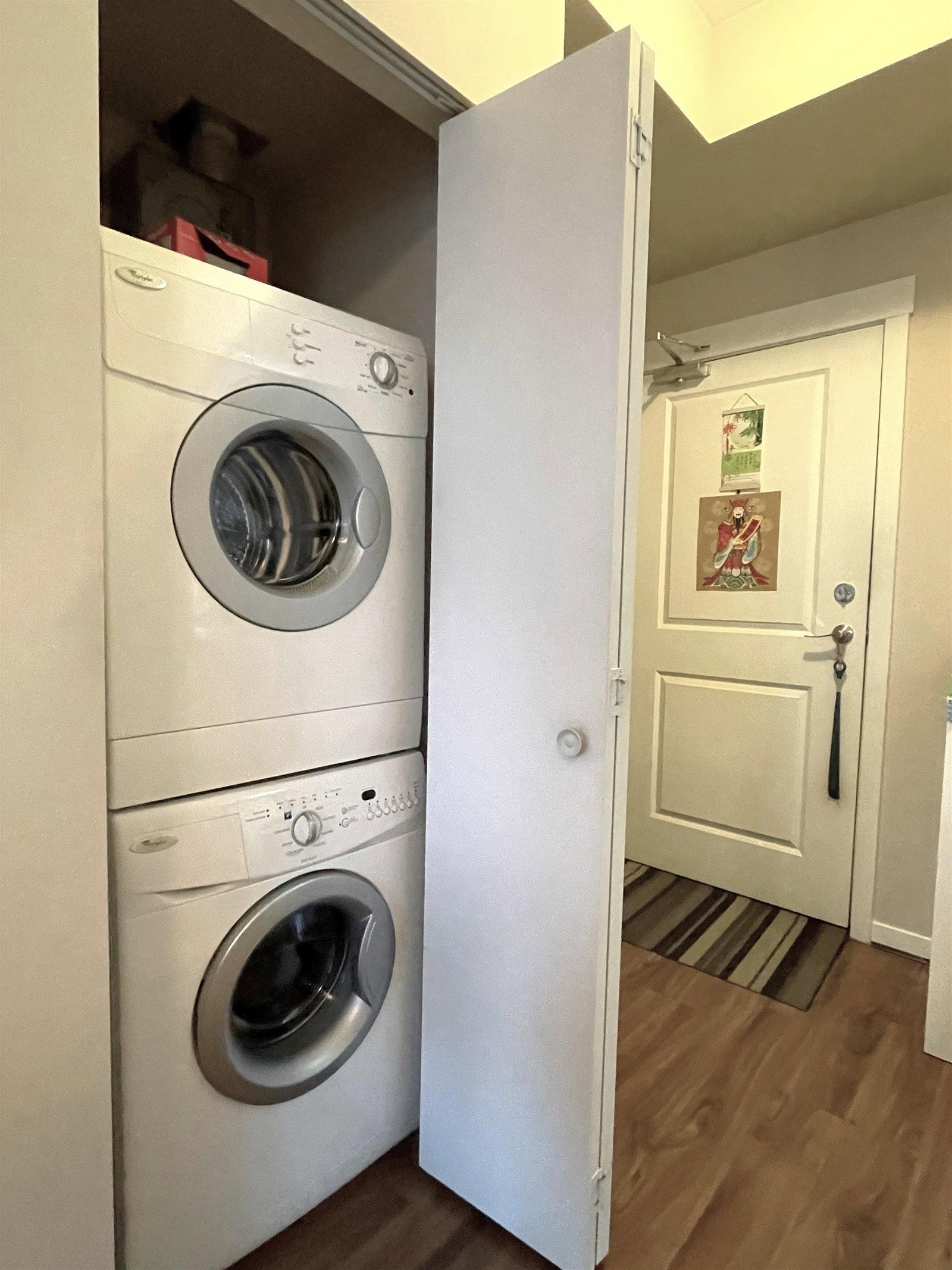 Listing Image 14