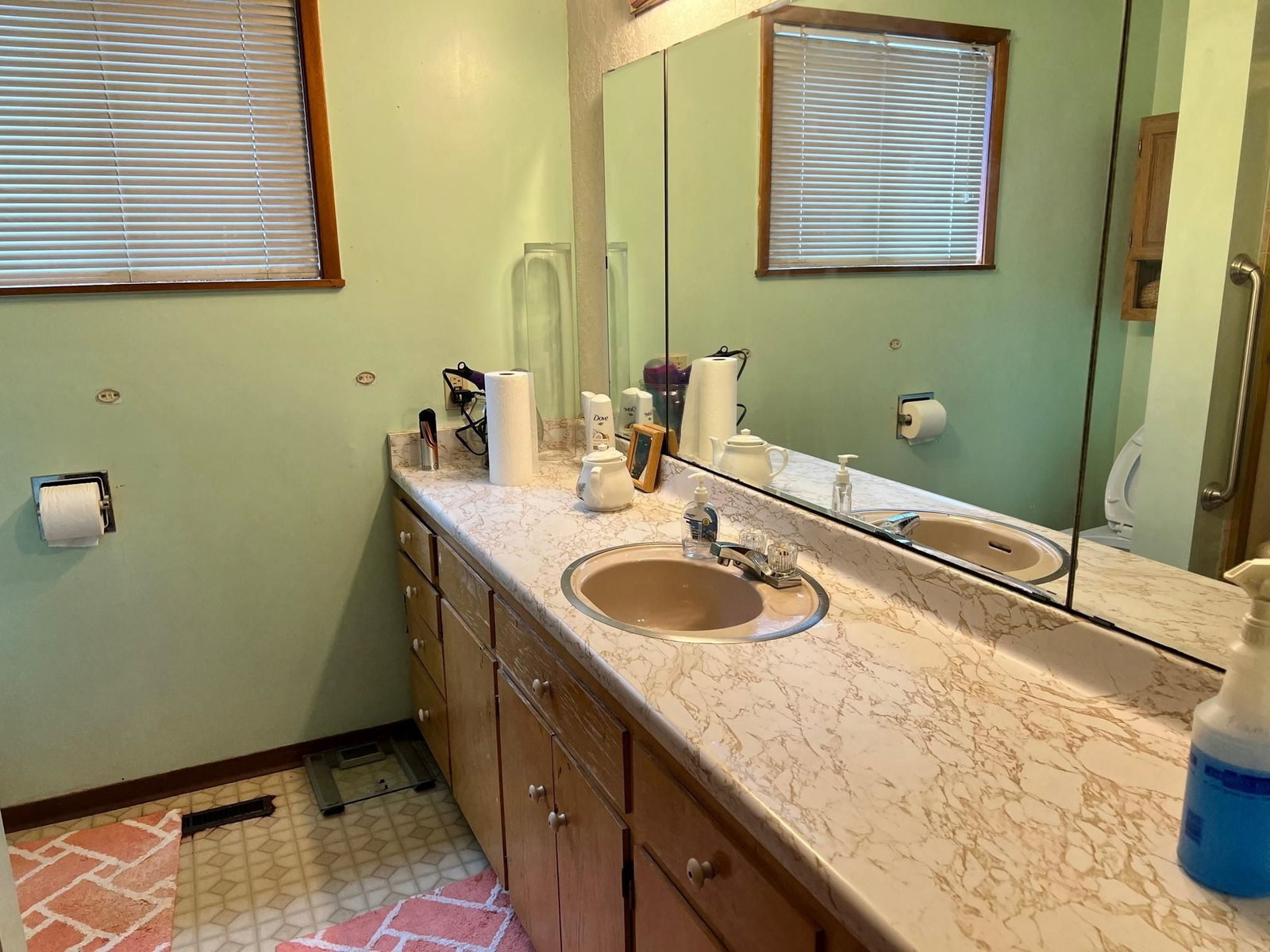 Listing Image 8