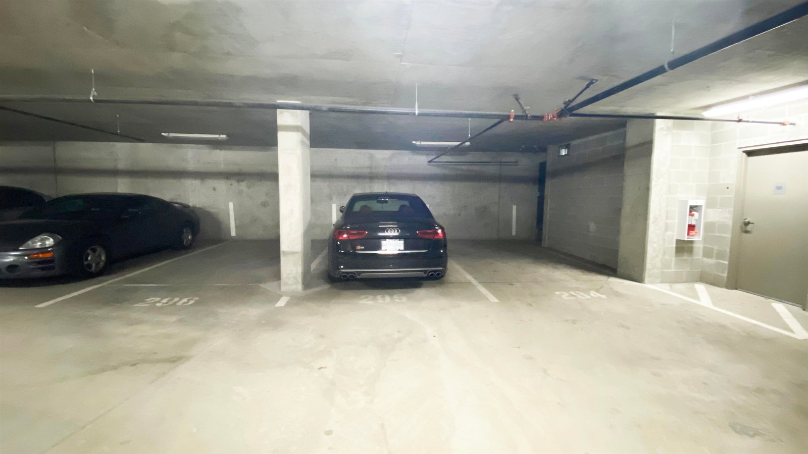 Listing Image 30