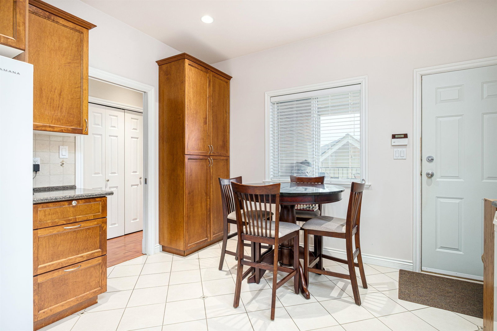 Listing Image 17