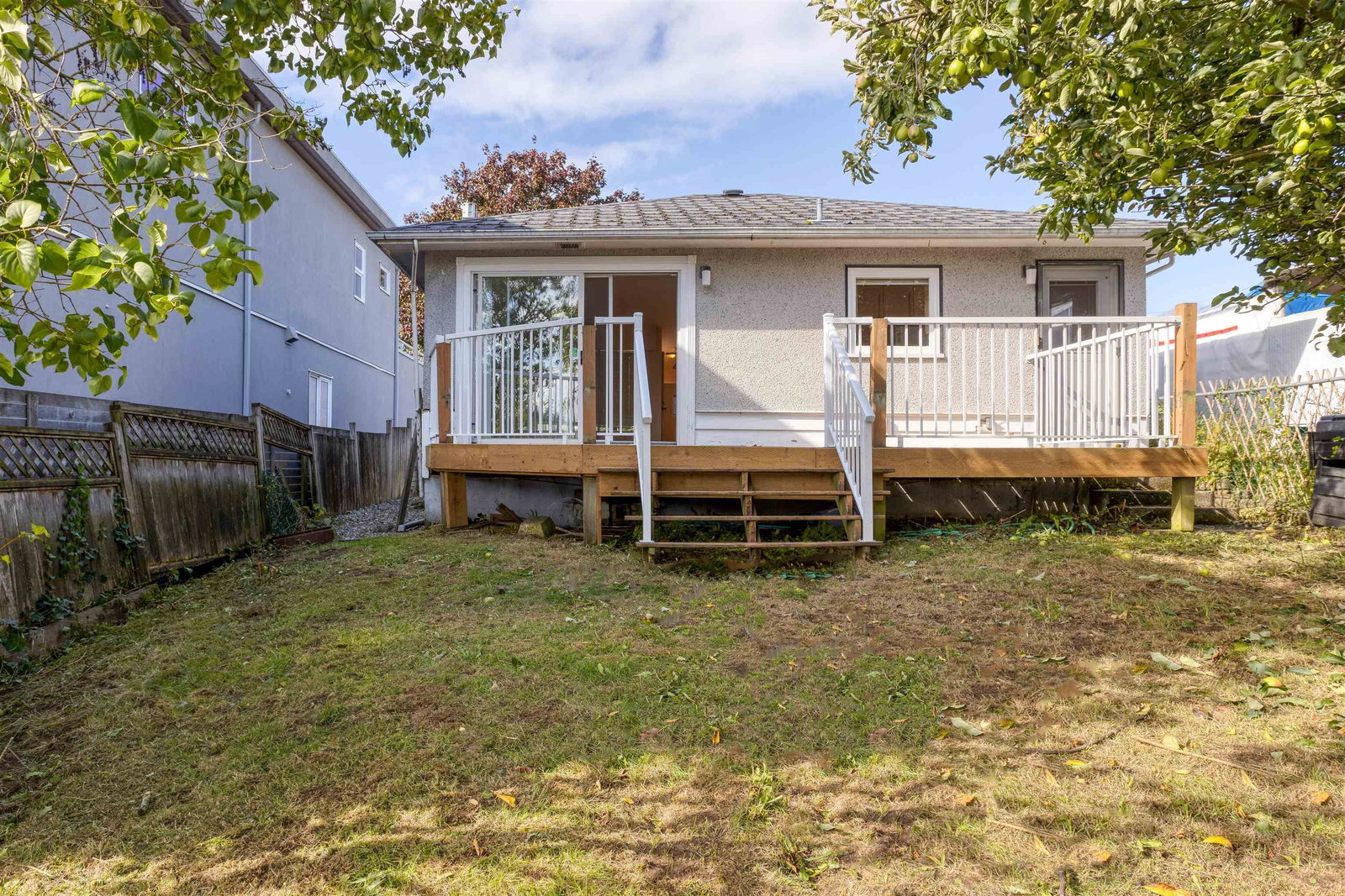 Listing Image 19