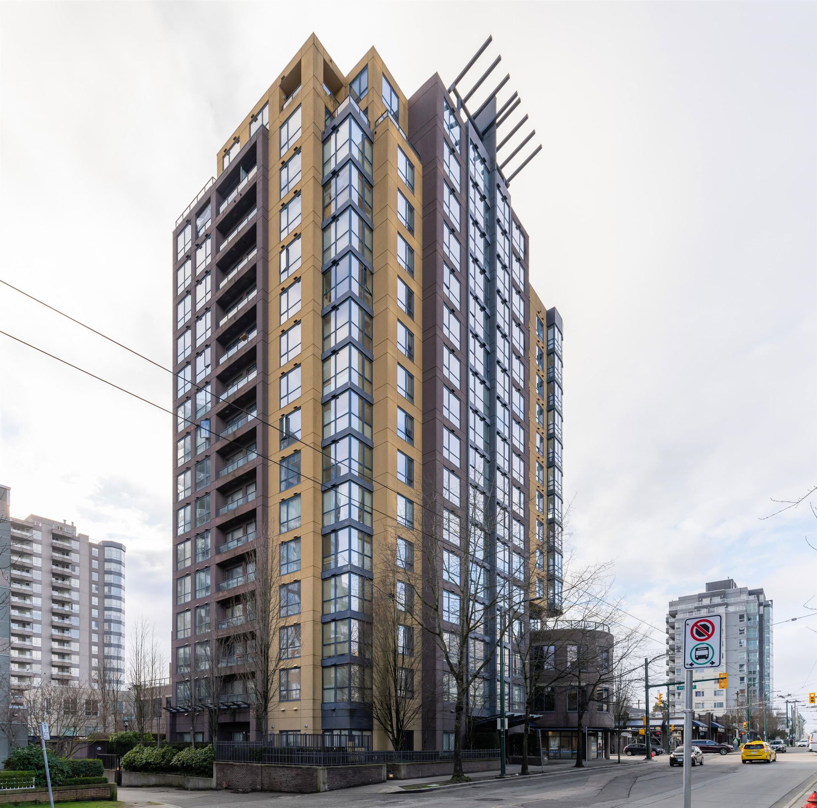 Listing Image 22