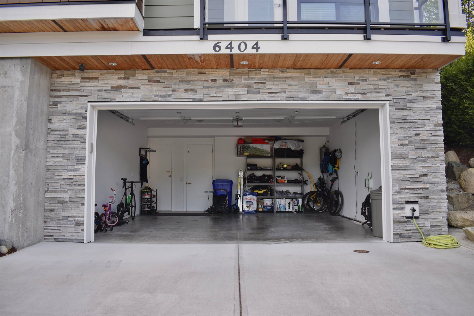 Listing Image 25