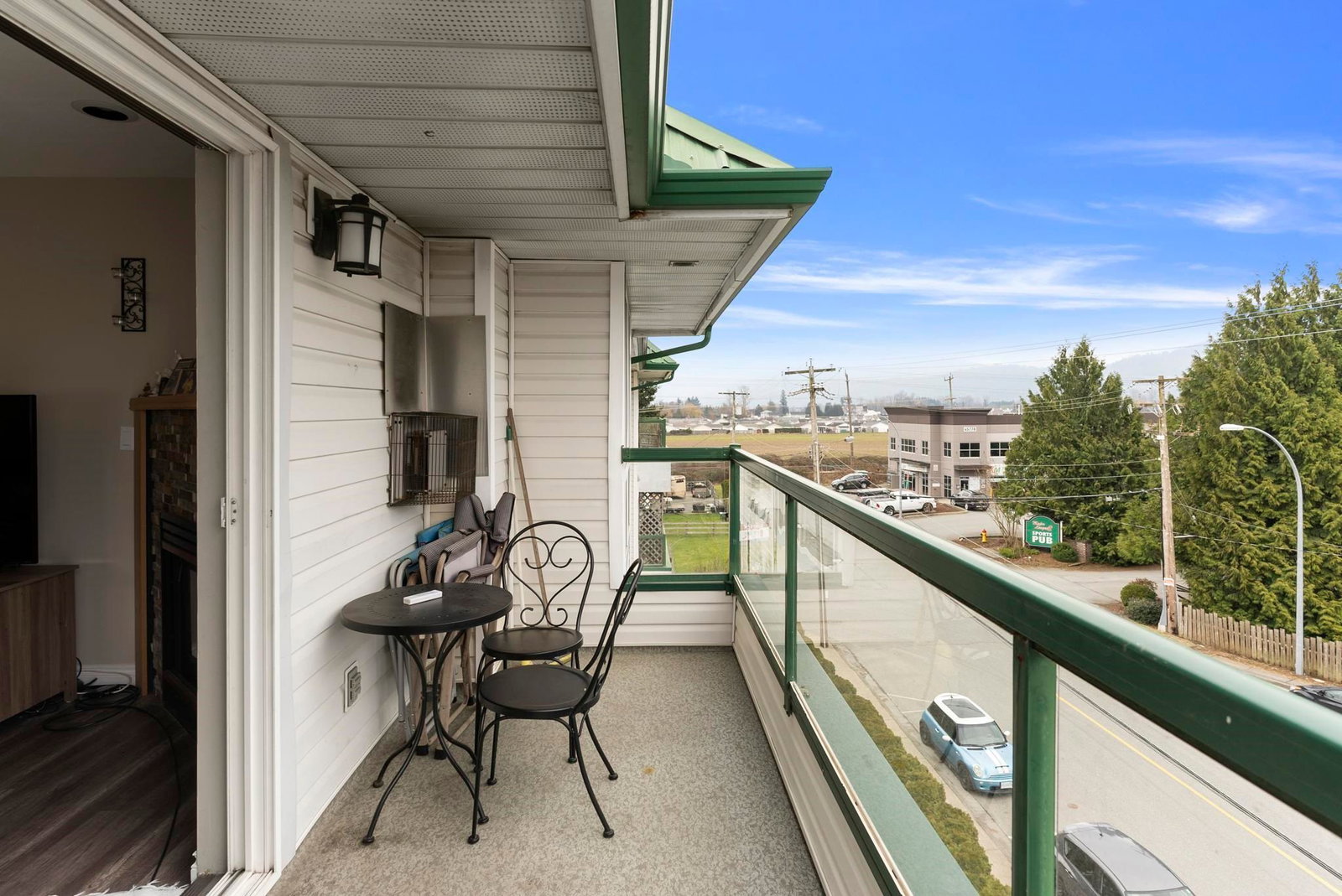Listing Image 16