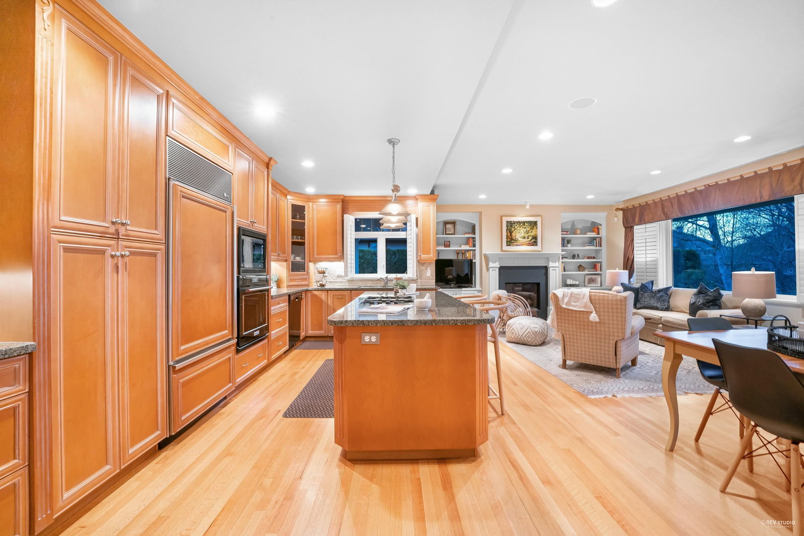 Listing Image 19