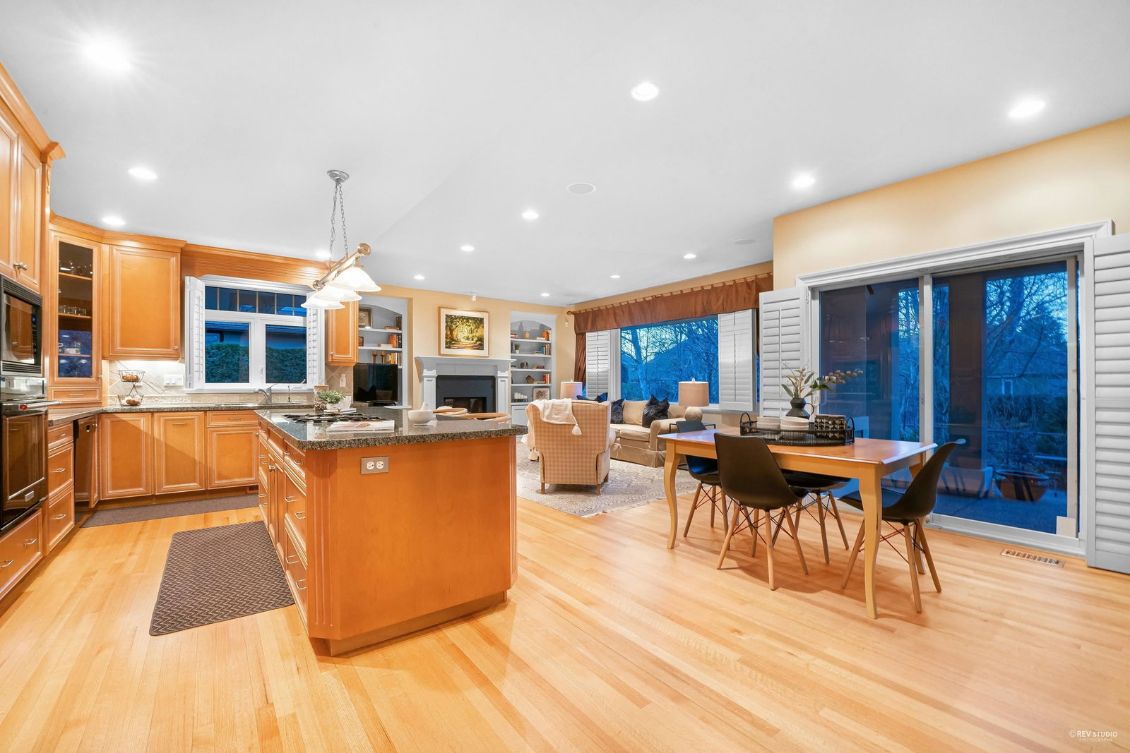 Listing Image 21