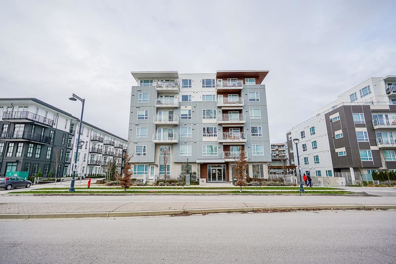 Listing Image 1