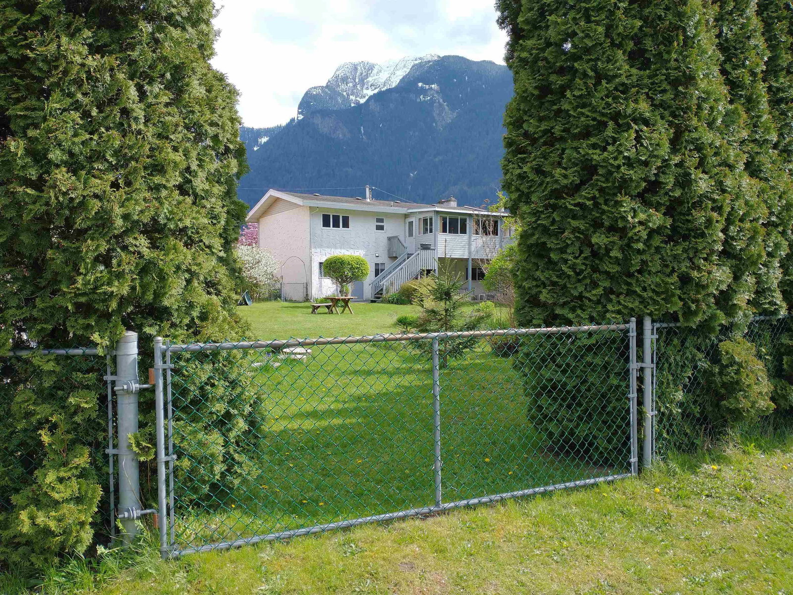 Listing Image 23