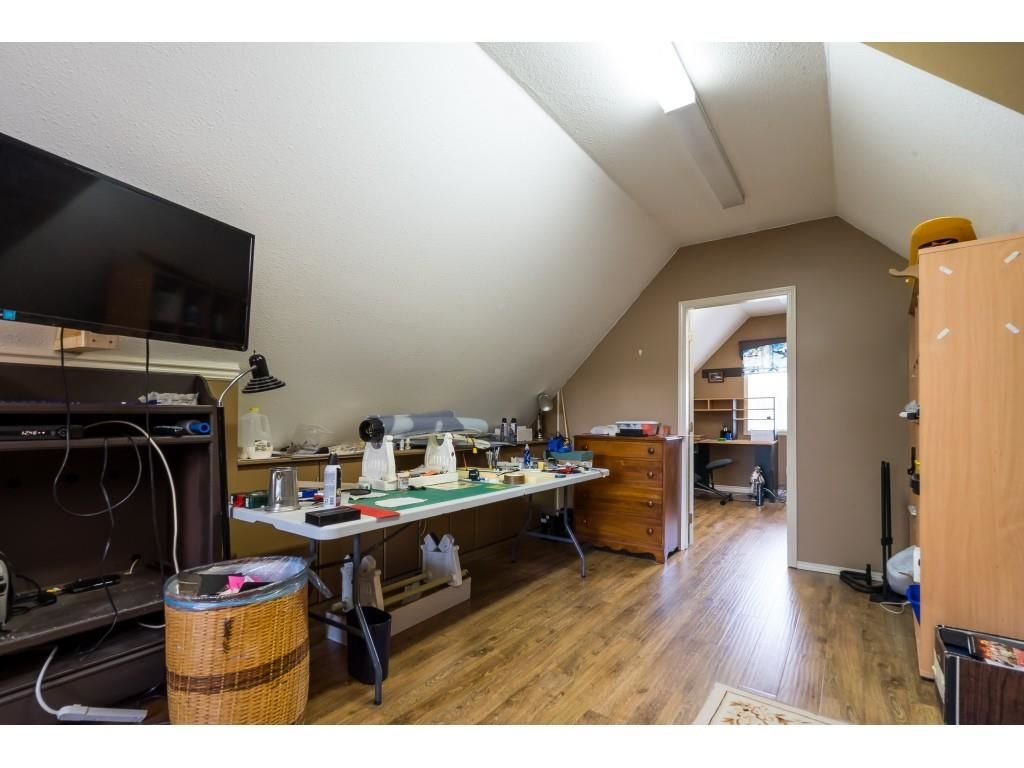 Listing Image 27