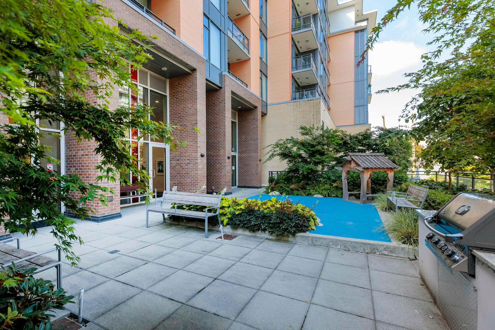 Listing Image 15