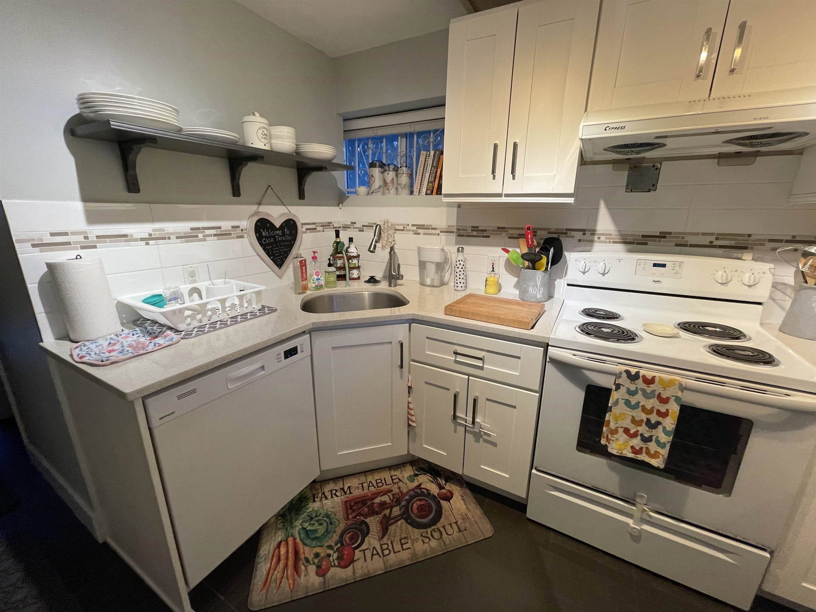 Listing Image 5