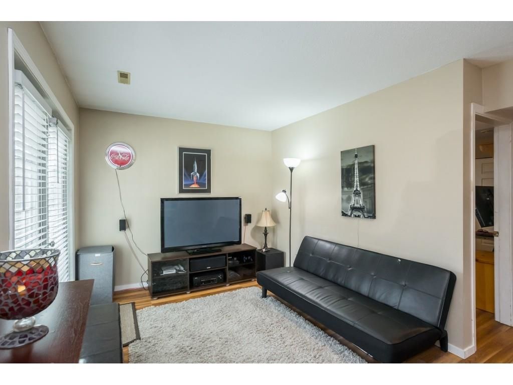 Listing Image 29