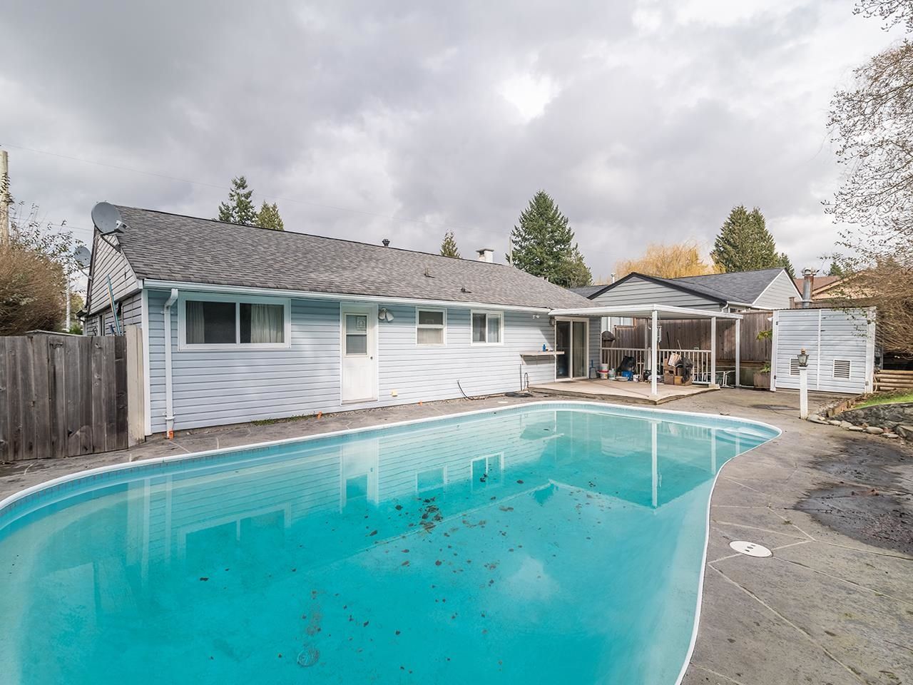 Listing Image 8