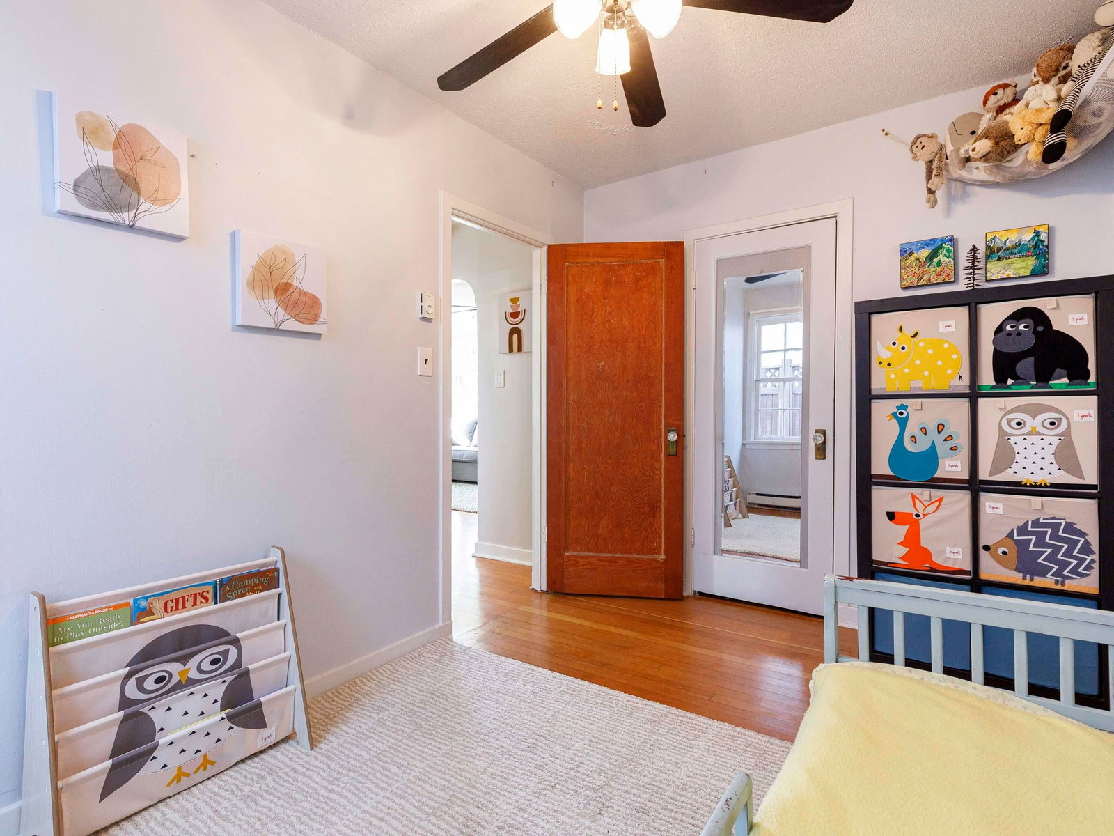 Listing Image 12