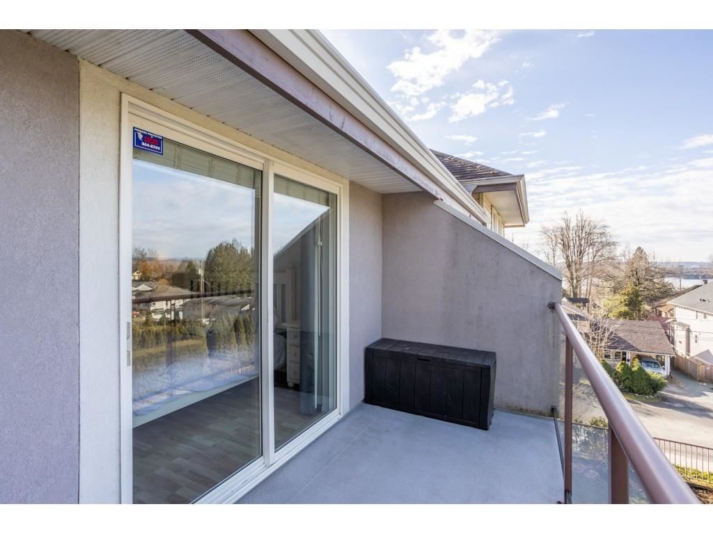 Listing Image 24