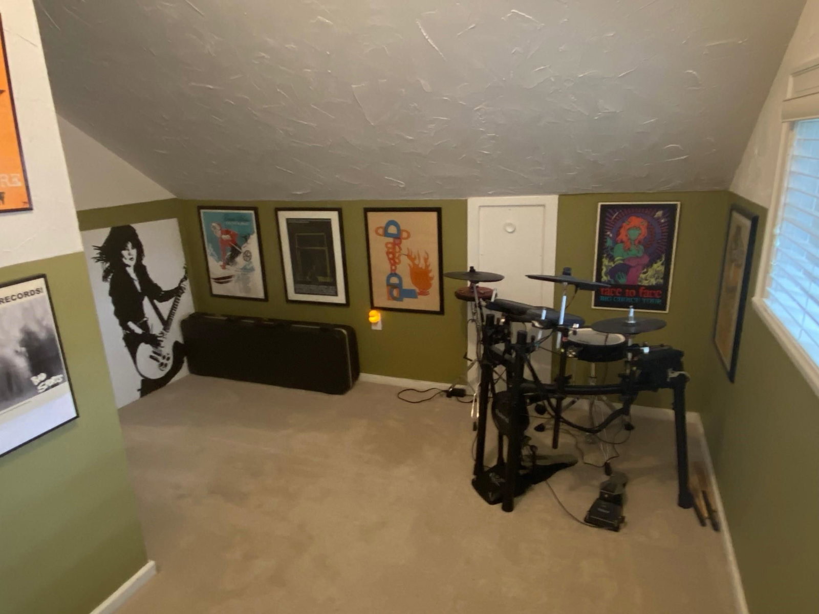 Listing Image 24
