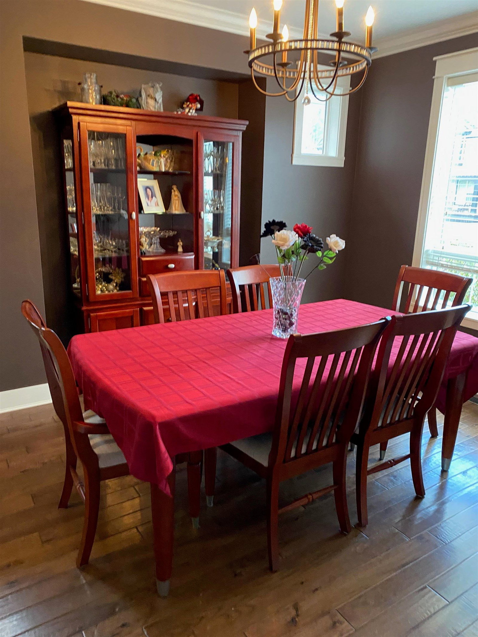 Listing Image 6