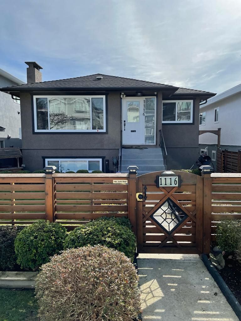 Listing Image 1