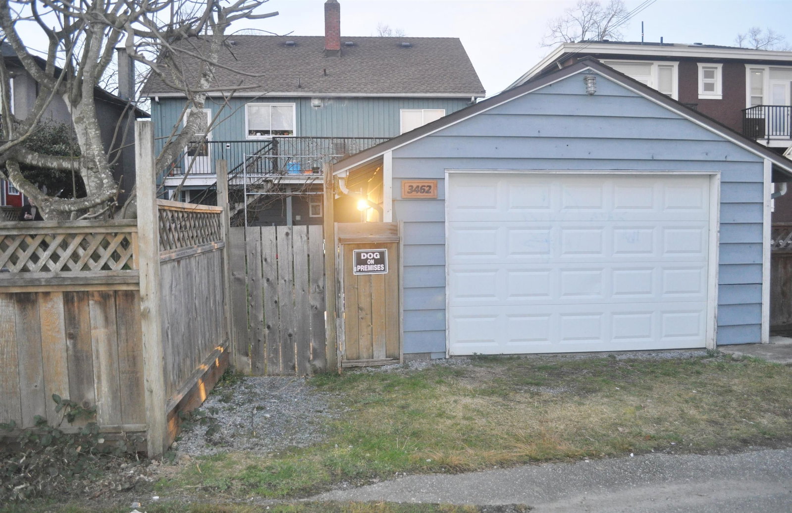 Listing Image 4