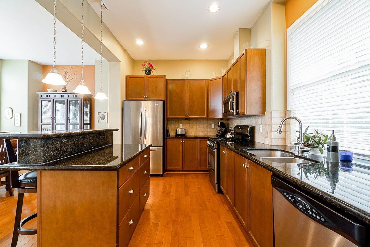 Listing Image 13