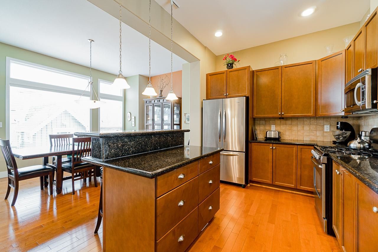 Listing Image 14
