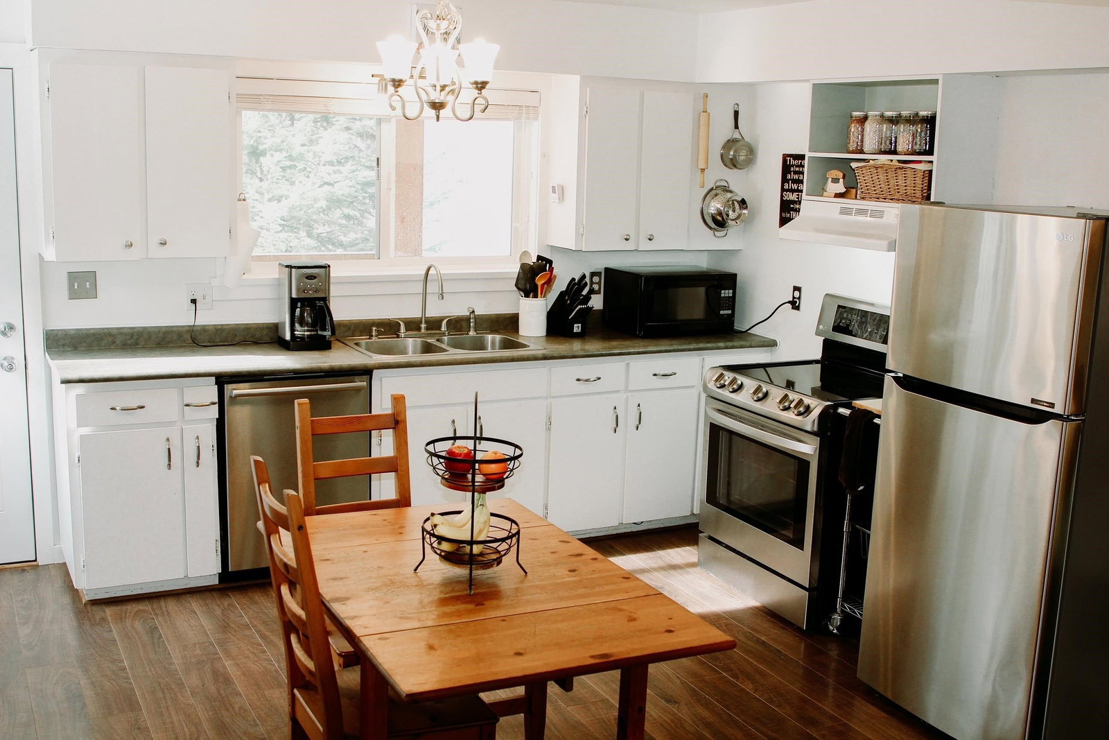 Listing Image 14