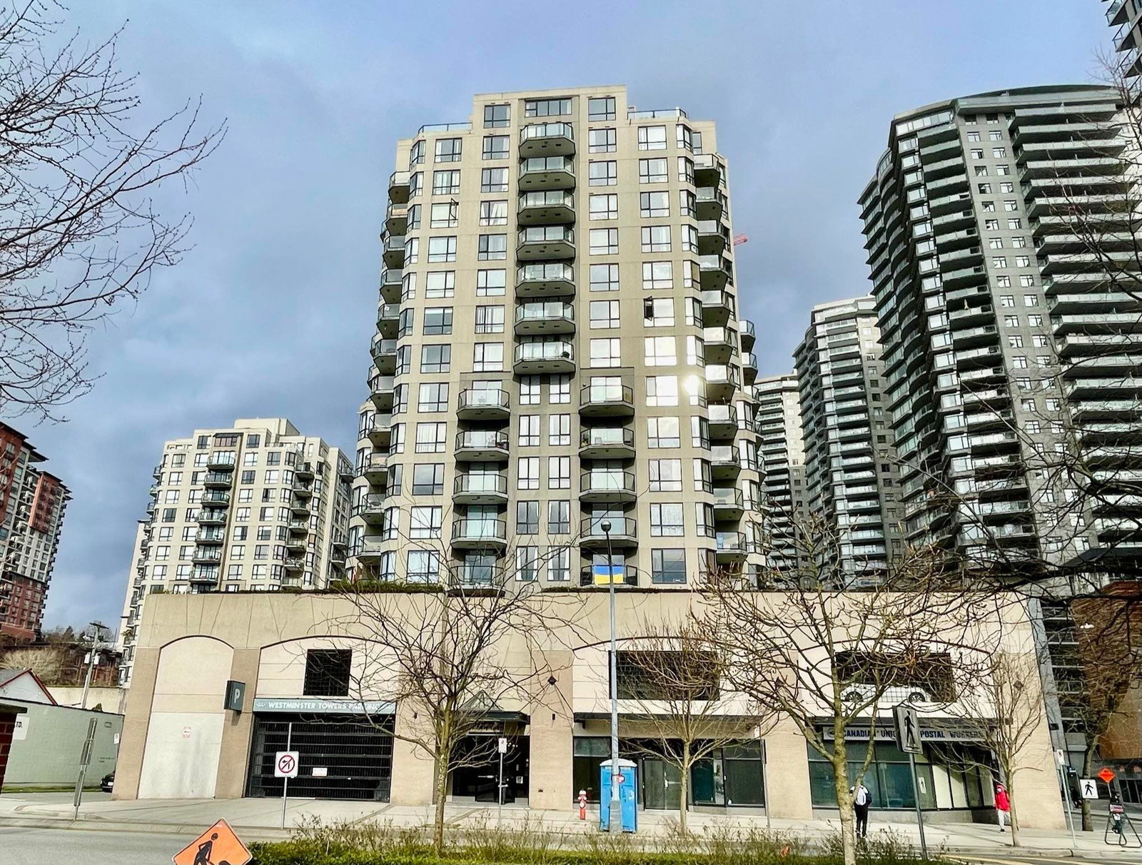 Listing Image 22