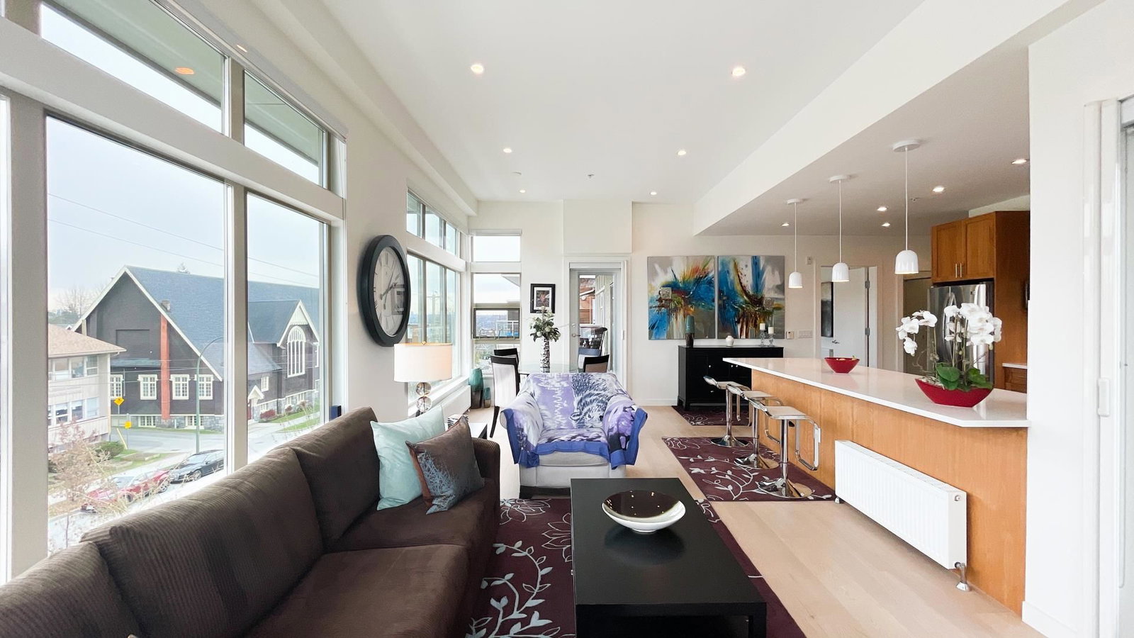 Listing Image 19