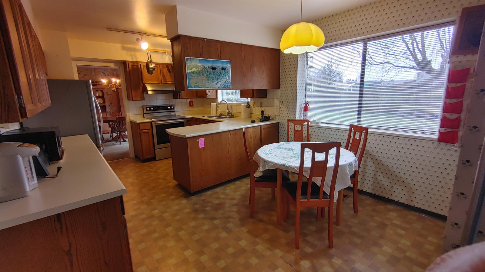 Listing Image 9