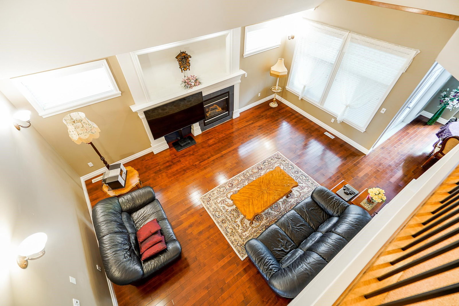 Listing Image 16
