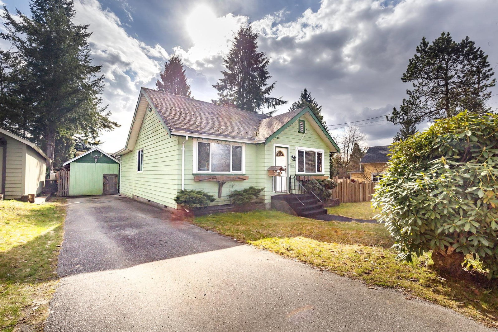 Listing Image 1