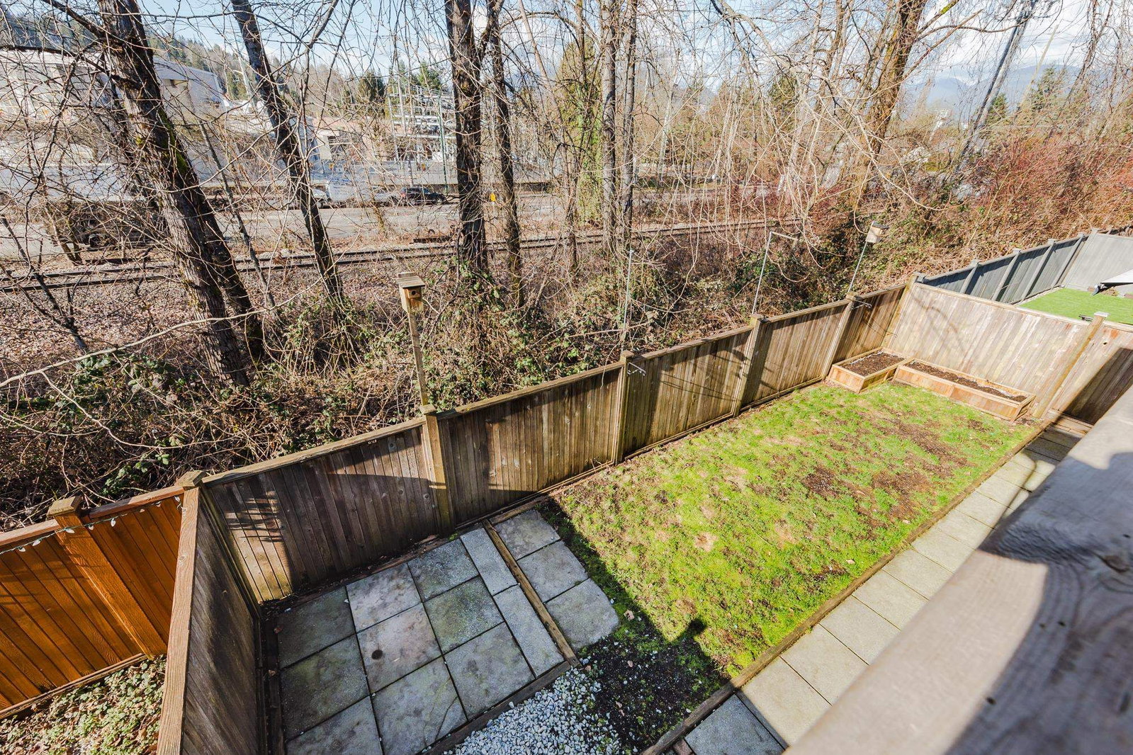Listing Image 8